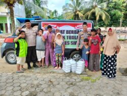 Jum’at Berbagi Wujud Peduli Polri, Kapolsek Tualang ke Yayasan SLB Fajar Amanah