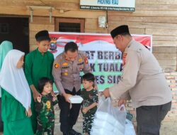 Jum’at Berkah, Kapolsek Tualang Berbagi ke Yayasan Berkah Ikhlas Hati dan Pemulung Sampah