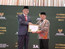 Baznas Kabupaten Rohil Terima Award Sebagai  Pengumpulan Zakat Terbaik Di Indonesia Dari Baznas RI