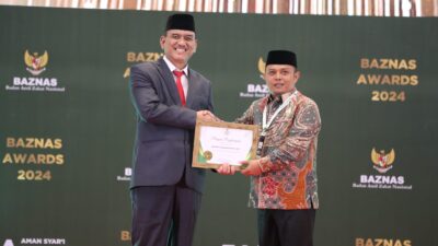 Baznas Kabupaten Rohil Terima Award Sebagai  Pengumpulan Zakat Terbaik Di Indonesia Dari Baznas RI