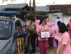 Ramadhan penuh berkah Bhayangkari peduli polsek bangko bagikan takjil kepada pengguna jalan dan panti asuhan putri.