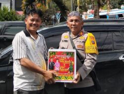 Kapolres Simalungun Berbagi Kasih dengan Insan Pers, Berikan Paket Natal untuk Mitra Kerja