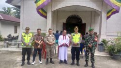 Polsek Tanah Jawa Jaga Keamanan Ibadah Natal, Situasi Kondusif di Gereja HKBP Muara Mulia