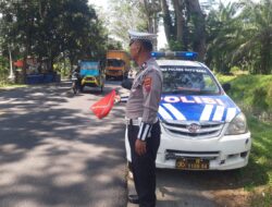 Sat Lantas Polres Batu Bara, Gelar’ Melaksanakan Kegiatan Patroli Kibas Bendera Di Lokasi Rawan Laka
