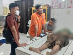 Inafis Polres Simalungun Lakukan Identifikasi Pria Tanpa Identitas Ditemukan Meninggal di Teras Rumah Warga