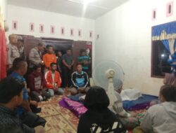 Polsek Dolok Pardamean Evakuasi Seorang Lansia yang Ditemukan Meninggal di Kediamannya