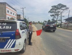 Sat Lantas Polres Batu Bara, Melaksanakan Kegiatan Patroli Kibas Bendera