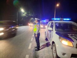 Sat Lantas Polres Batu Bara, Melaksanakan Kegiatan Patroli Blue Light
