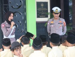 Polisi Sahabat Anak, Sat Lantas Polres Batu Bara Terima Kunjungan RA Cindikia Lima Puluh Kenalkan Rambu Lalu Lintas Sejak Usia Dini