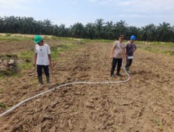 Personil Polsek Lima Puluh Cek dan Monitoring Lokasi Lahan Ketahanan Pangan