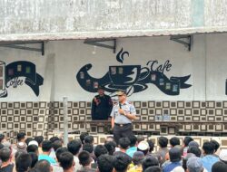 Berikan Arahan Kepada Warga Binaan, Kalapas Labuhan Ruku Tekankan Untuk Menjaga Kerukunan dan Kebersihan