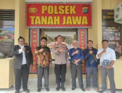 Kapolsek Tanah Jawa Jalin Silaturahmi dan Jaga Toleransi Beragama dengan Pendeta HKBP Tanjung Pasir