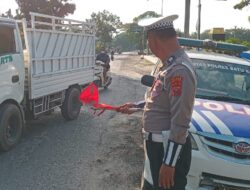 Sat Lantas Polres Batu Bara, Berkomitmen Dengan Tegas, Memberikan Rasa Aman Bagi Pengguna Jalan.