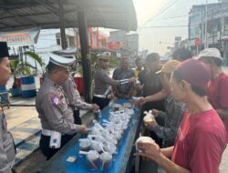 Sat Lantas Polres Batu Bara, Gelar’ Berbagi Takjil Pada Bulan Suci Ramadhan