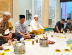 Bhabinkamtibmas Polsek Bosar Maligas Dampingi Safari Ramadhan di Masjid Ummi Sarma Ujung Padang   