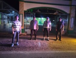 Polsek Medang Deras,Giat Pengamanan Sholat Tarawih Pada Bulan Suci Ramadhan 1446 Hijrah.