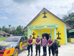 Polres Batu Bara Melaksanakan Patroli Mobile Pastikan Pelaksanaan Ibadah Jumat Agung Peringati Wafatnya Isa Al-Masih Berjalan Kondusif.