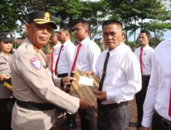 Kapolres Simalungun Berikan Penghargaan Kepada Personel Berprestasi dalam Pengungkapan Kasus Narkoba