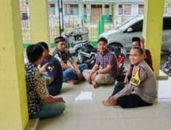 Profesionalisme Polri dalam Menjaga Kamtibmas, Bhabinkamtibmas Polsek Bosar Maligas Laksanakan Pengamanan dan Jumat Curhat di Masjid Jami Simalungun