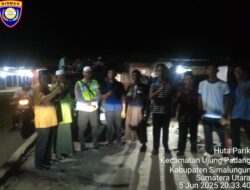 Bhabinkamtibmas Polsek Bosar Maligas Amankan Pawai Takbir Idul Adha di Emplasmen Tinjowan