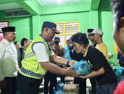 Solid dan Kompak! Kapolres-Bupati Simalungun Kunjungi 140 Pedagang Korban Kebakaran