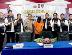 Pekerja Penarik Kayu PT KSM Diduga Dibunuh  Dalam Perahu Besi