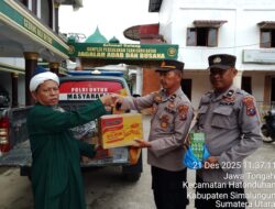 Peduli Korban Bencana, Polsek Tanah Jawa Salurkan Bantuan Lewat Tuan Guru Batak