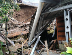 Hujan Deras Tiga Jam, Talud di Magetan Ambrol Timpa Pemilik Rumah
