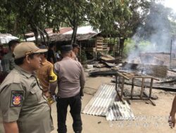 Rumah Kosong Ditinggal Kerja, Tiba-Tiba Terbakar! Kapolsek Bangun Langsung Turun ke TKP, Kerugian Capai Rp250 Juta