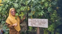 Siswa SDN 7 Batsol Duri Tanam Clitoria Ternatea Untuk Penghijauan Sekolah