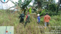 Babinsa Kandis Kembali Melakukan Giat Patroli Karhutla Bersama Warga di Kelurahan Telaga Sam Sam