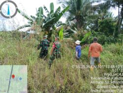 Babinsa Kandis Kembali Melakukan Giat Patroli Karhutla Bersama Warga di Kelurahan Telaga Sam Sam