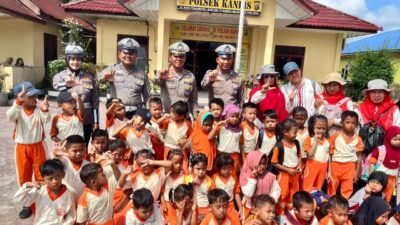 Polisi Sahabat Anak : Polsek Kandis Tanamkan Tertib Lalu Lintas Sejak Dini