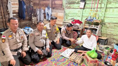 Pererat Silaturahmi, Polsek Panipahan Salurkan Bansos Lewat Agenda ‘Jumat Berkah