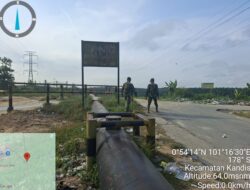 Babinsa Kandis, Lakukan Patroli Pengamanan Line Pipa Milik PHR