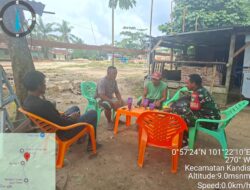 Babinsa Sertu Korenus Jonas U, Komsos di Kampung Pencing Bekulo