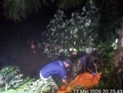 Tak Kenal Lelah, Tim INAFIS Polres Simalungun Olah TKP Temu Mayat Perempuan Tak Dikenal Mengambang di Sungai Bah Bolon — Kondisi Tubuh Sudah Membusuk  SIMALUNGUN – Penemuan sesosok