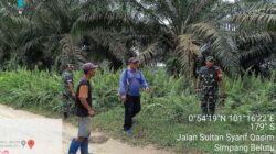 ‎Babinsa Kampung Belutu Gelar Giat Patroli Karhutla Dengan Warga Tempatan