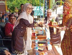 Penuh Haru dan Bangga! Pelepasan 300 Siswa SMPN 1 Bangko Rohil Sukses Digelar, Isak Tangis Pecah Saat Lepas Atribut