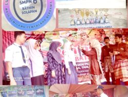 Anggota DPRD Bengkalis Hadiri Pelepasan Siswa SMPN 6 Bathin Solapan