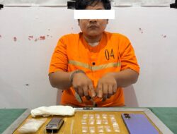 Giliran Warga Desa Bumbung Di Angkut Polisi