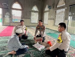 POLSEK PANIPAHAN GELAR JUMAT BERKAH, WUJUD KEPEDULIAN POLRI DAN PENGUATAN COOLING SYSTEM DI TENGAH MASYARAKAT