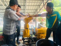 PT Ivo Mas Tunggal Dorong Kemandirian Pembudidaya Ikan melalui Pelatihan Pakan Alternatif dan Produk Olahan