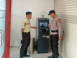 POLSEK PANIPAHAN TINGKATKAN KRYD, WUJUD NYATA KOMITMEN MENJAGA KAMTIBMAS TETAP KONDUSIF
