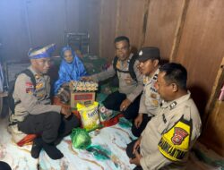 JUMAT BERKAH POLSEK PANIPAHAN — HADIR DENGAN KEPEDULIAN, DEKAT DENGAN MASYARAKAT