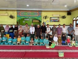POLRI HADIR BERBAGI, KAPOLRES ROHIL SALURKAN SEDEKAH MAKANAN UNTUK ANAK YATIM DAN FAKIR MISKIN DI PANIPAHAN