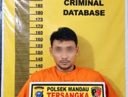 Warga Labuhan Batu Dicekok Polsek Mandau Di Gate 125 Duri