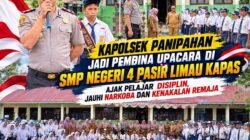 KAPOLSEK PANIPAHAN JADI PEMBINA UPACARA DI SMP NEGERI 4 PASIR LIMAU KAPAS, AJAK PELAJAR DISIPLIN, JAUHI NARKOBA DAN KENAKALAN REMAJA