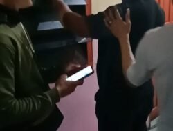 Razia Kost di Rohil Disorot, Pintu Ditendang hingga Lampu Kamar Dimatikan